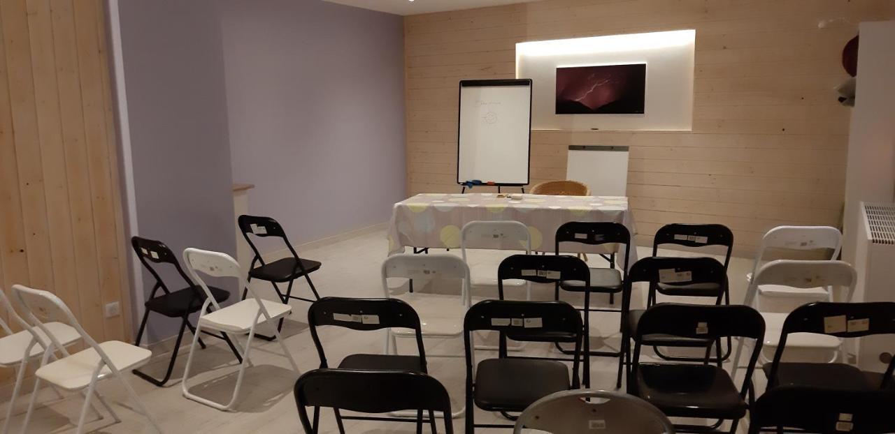 Chambres D'Hotes Nilautpala Dreams แซ็ง-ฌ็อง-เดอ-โมเรียน ภายนอก รูปภาพ
